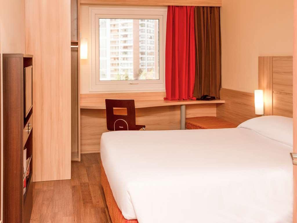 Ibis Santiago Las Condes Chambre photo
